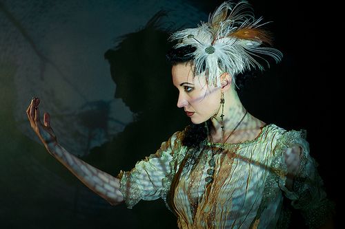 Unwoman | Photo by Audrey Penven | Projections by Mediapathic